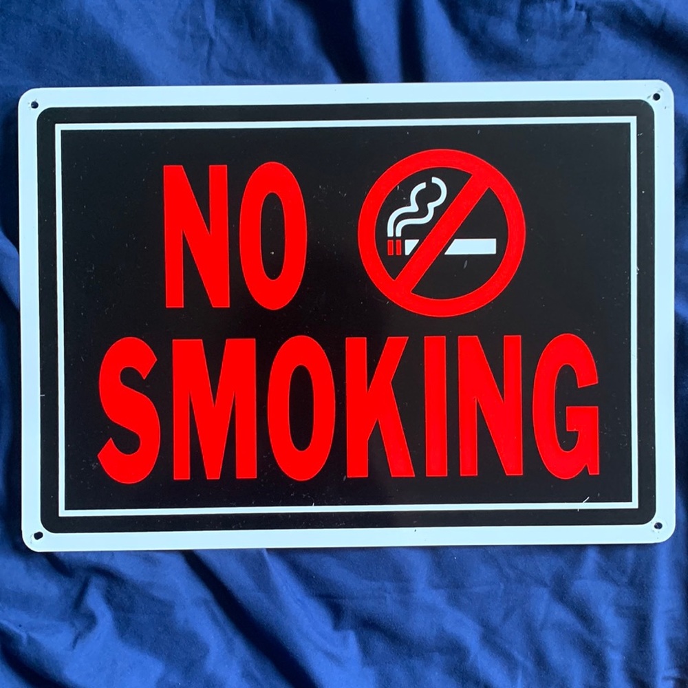 Metal no smoking sign 🚭